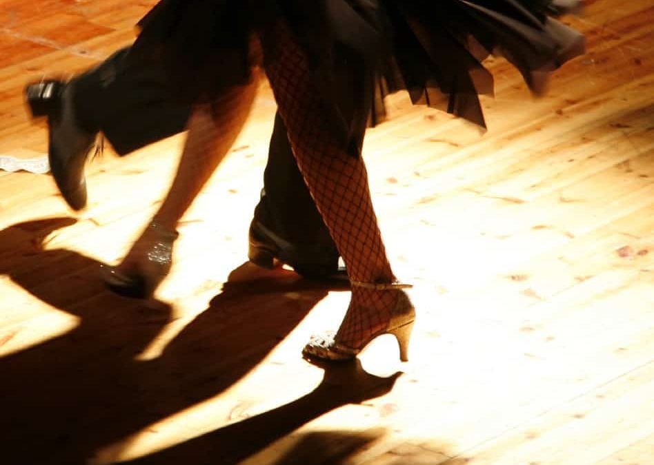 NEWS LEADER – DANCING LIKE THE STARS